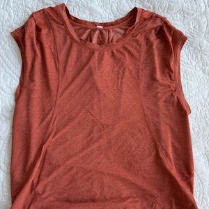 Lululemon top